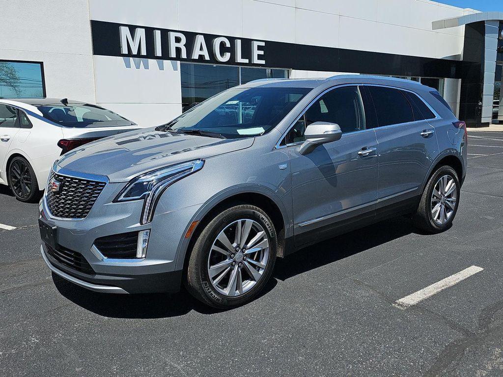 used 2024 Cadillac XT5 car, priced at $35,401