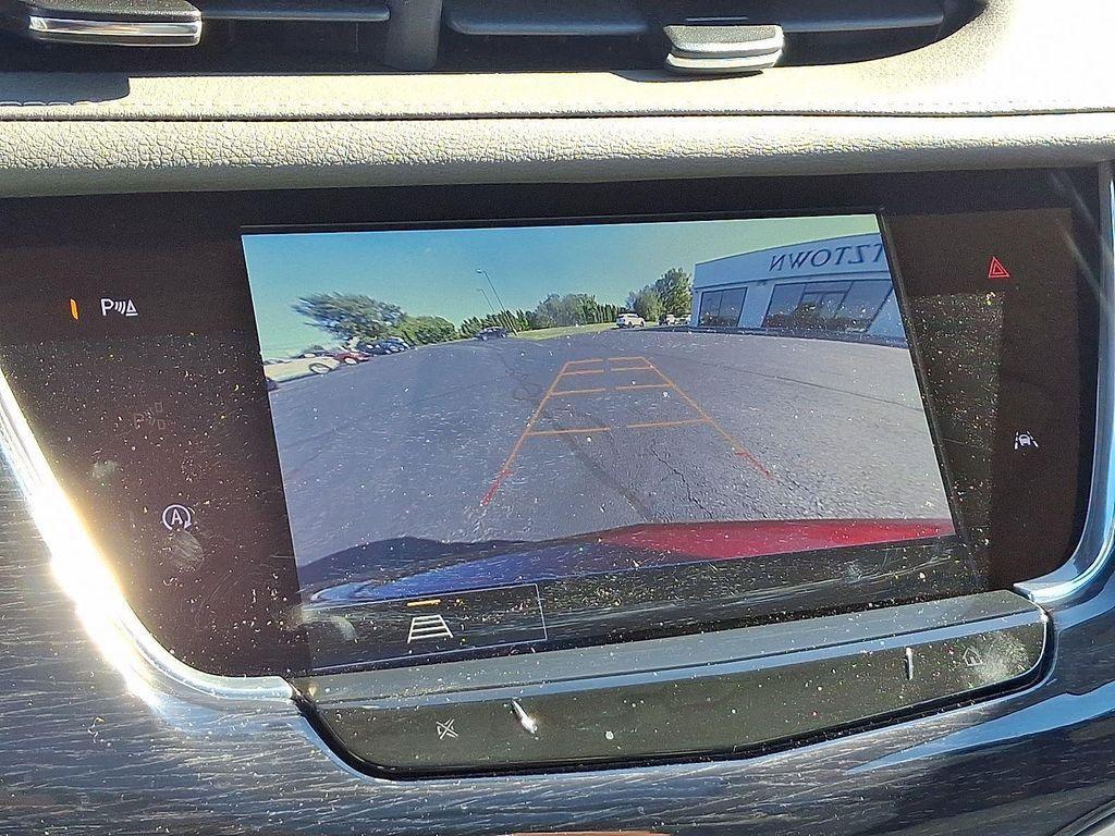 used 2024 Cadillac XT6 car, priced at $44,990