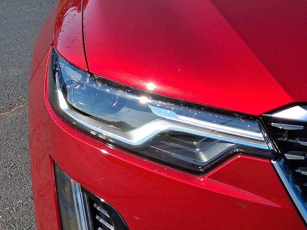 used 2024 Cadillac XT6 car, priced at $44,990