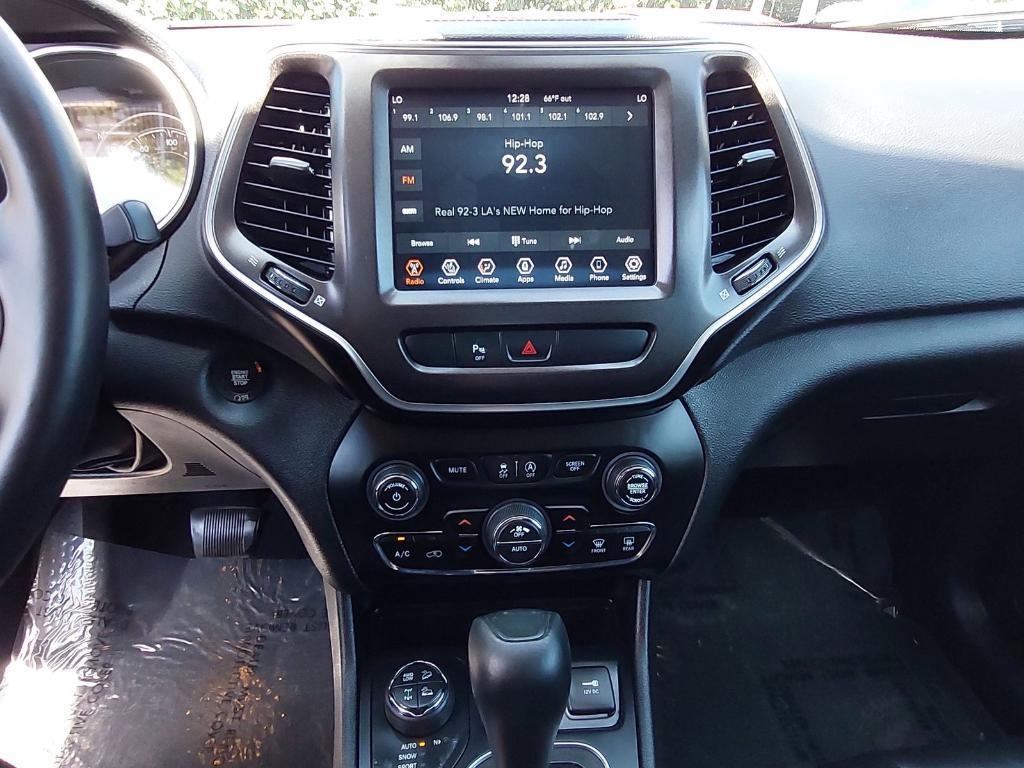 used 2019 Jeep Cherokee car, priced at $13,490