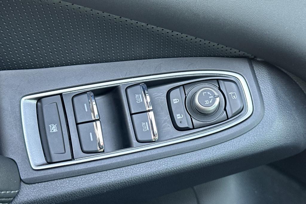 used 2025 Subaru Ascent car, priced at $53,599