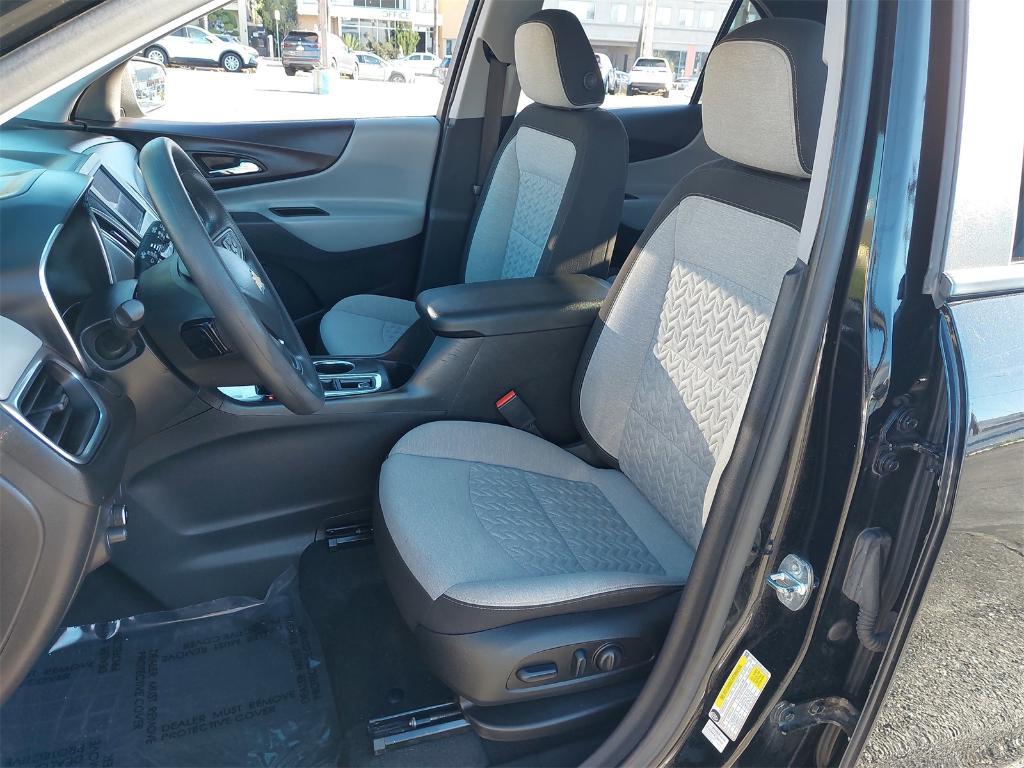 used 2023 Chevrolet Equinox car, priced at $18,894