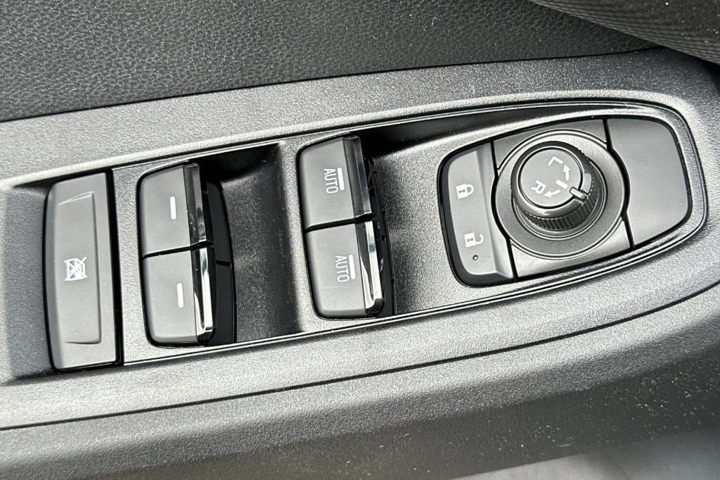 new 2025 Subaru Crosstrek car, priced at $34,140