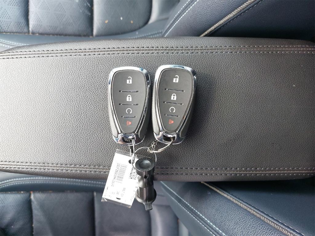 used 2022 Chevrolet Bolt EUV car, priced at $21,000