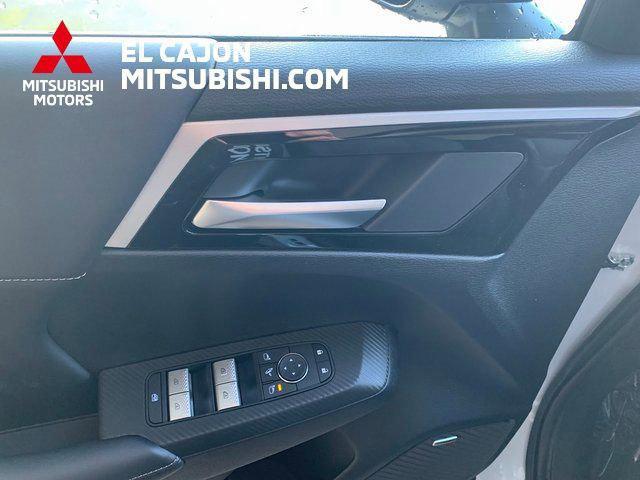 new 2026 Mitsubishi Outlander car, priced at $42,070