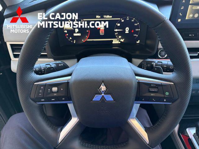 used 2025 Mitsubishi Outlander car, priced at $35,065