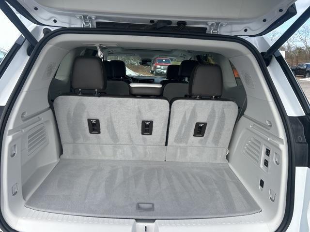 used 2024 GMC Acadia car, priced at $48,900