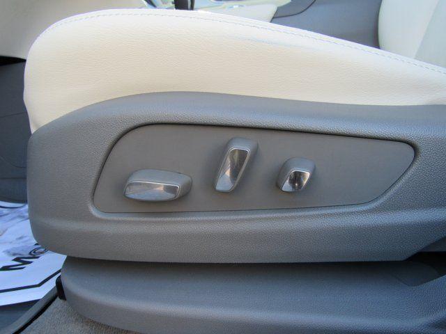 used 2024 Cadillac XT6 car, priced at $45,822