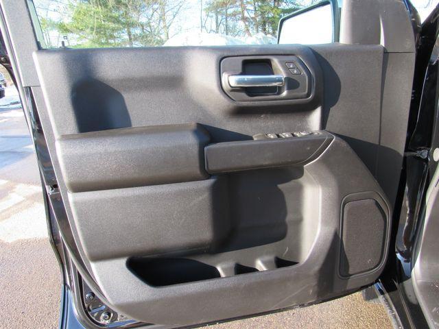 new 2026 GMC Sierra 1500 car, priced at $49,195