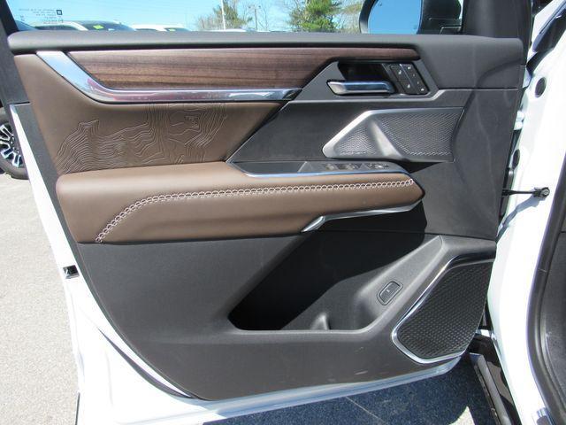 new 2026 GMC Acadia car, priced at $69,189