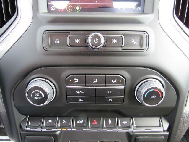 used 2024 Chevrolet Silverado 1500 car, priced at $32,900