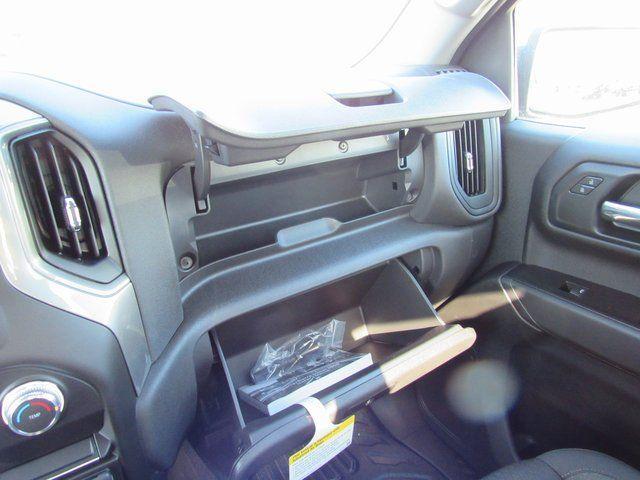 new 2026 GMC Sierra 1500 car, priced at $47,205