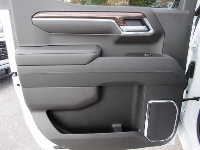 new 2026 GMC Sierra 1500 car, priced at $58,735