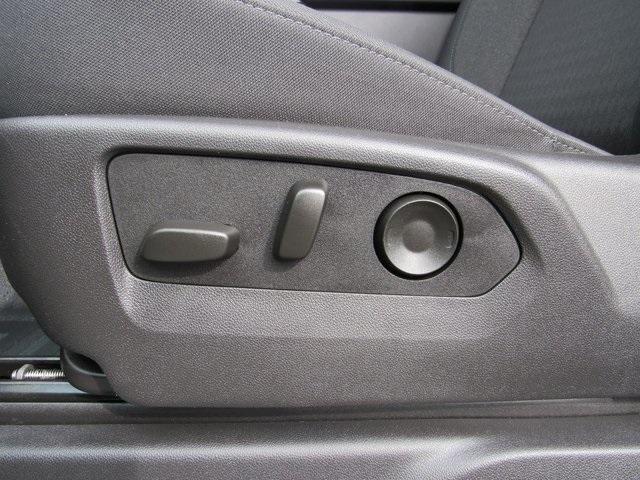 new 2025 GMC Sierra 1500 car, priced at $43,265