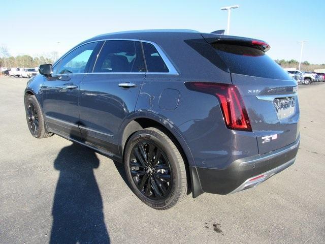used 2025 Cadillac XT5 car, priced at $51,900