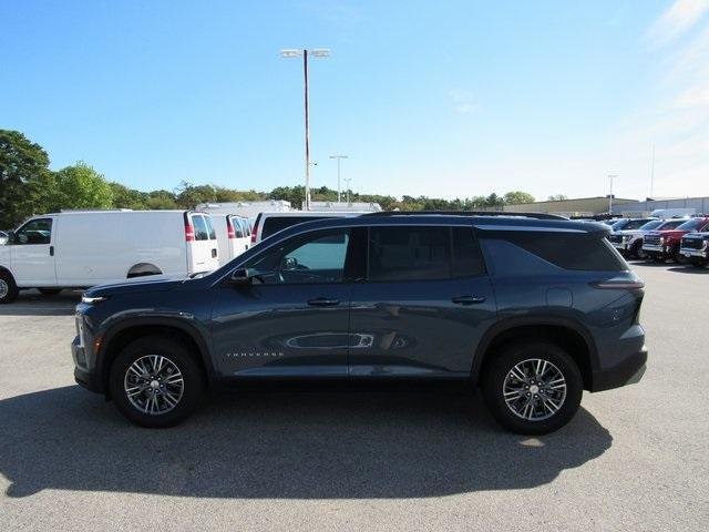 used 2025 Chevrolet Traverse car, priced at $35,900