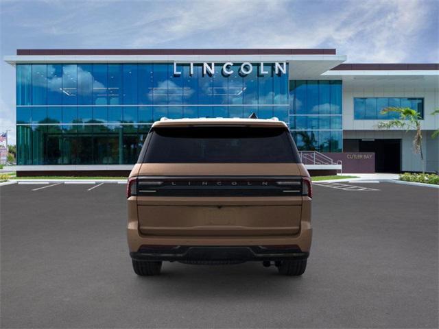 new 2025 Lincoln Navigator car, priced at $118,590
