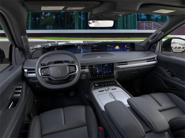 new 2025 Lincoln Navigator car, priced at $102,926