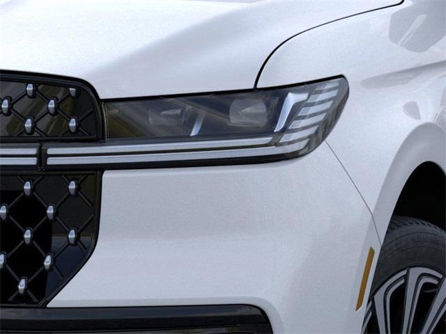 new 2025 Lincoln Navigator car, priced at $117,340