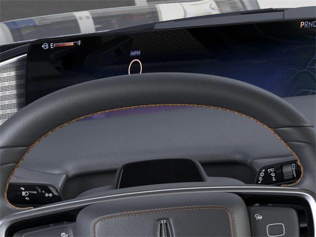 new 2025 Lincoln Navigator car, priced at $122,035