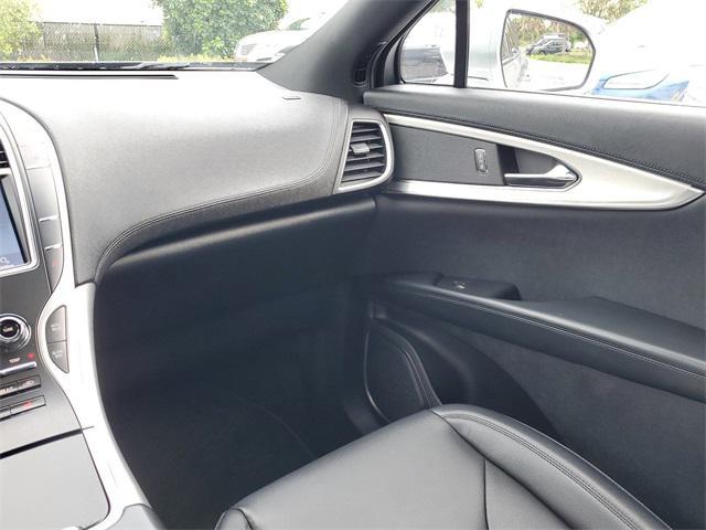 used 2020 Lincoln Nautilus car, priced at $22,590