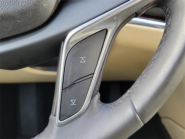 used 2018 Cadillac XT5 car, priced at $16,990