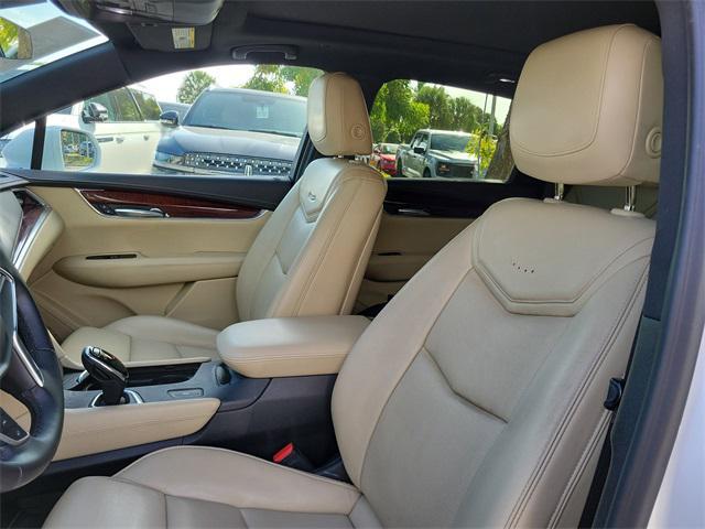 used 2018 Cadillac XT5 car, priced at $16,990