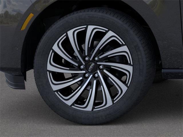 new 2025 Lincoln Navigator car, priced at $118,835