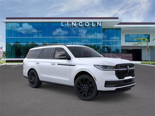 new 2025 Lincoln Navigator car, priced at $99,182