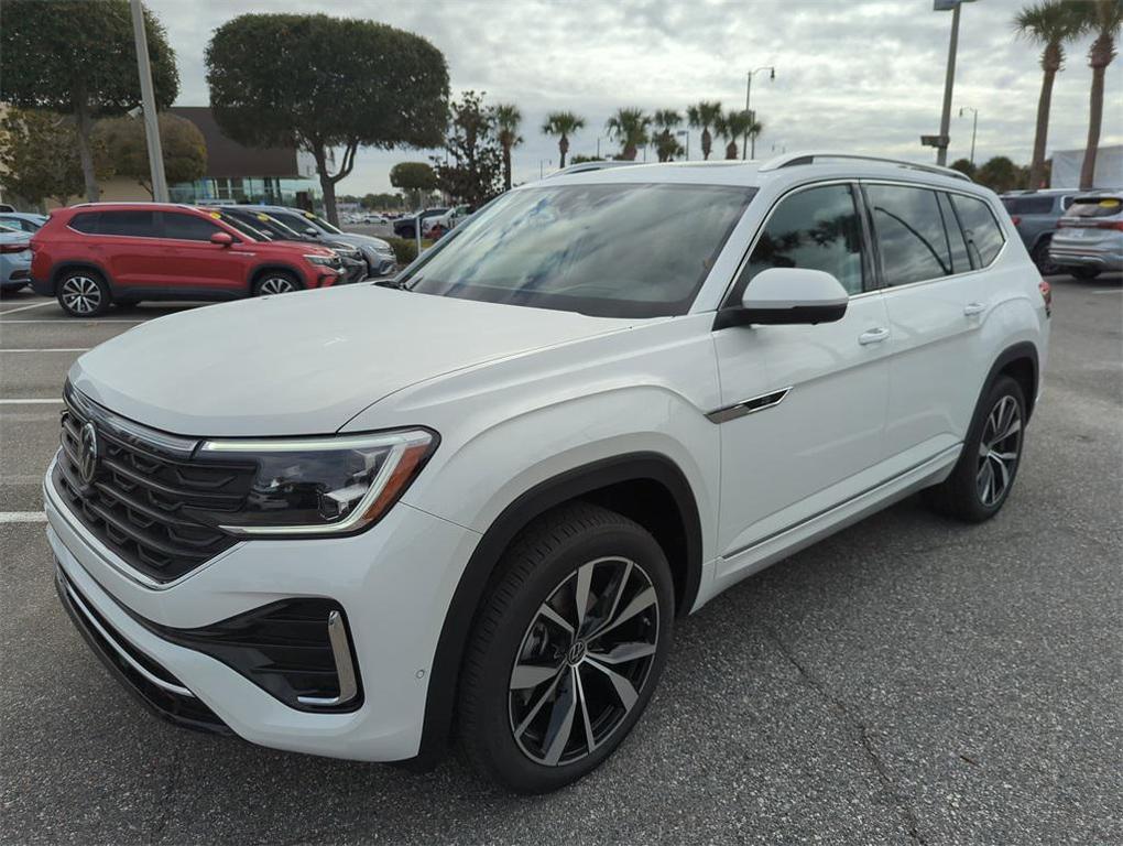 new 2026 Volkswagen Atlas car, priced at $52,433