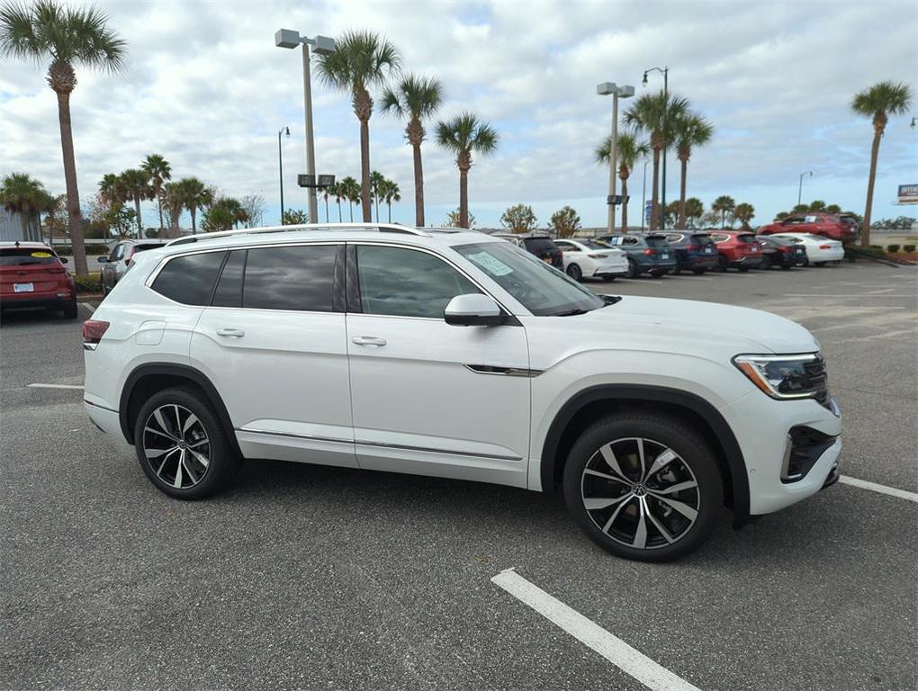 new 2026 Volkswagen Atlas car, priced at $52,433