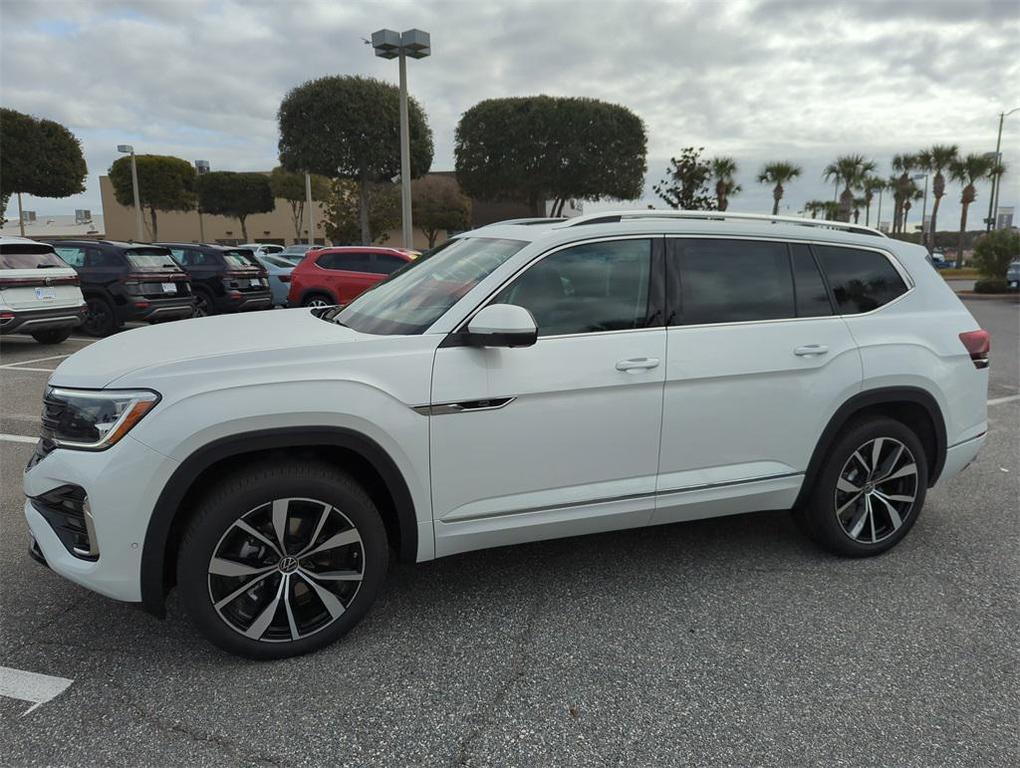 new 2026 Volkswagen Atlas car, priced at $52,433
