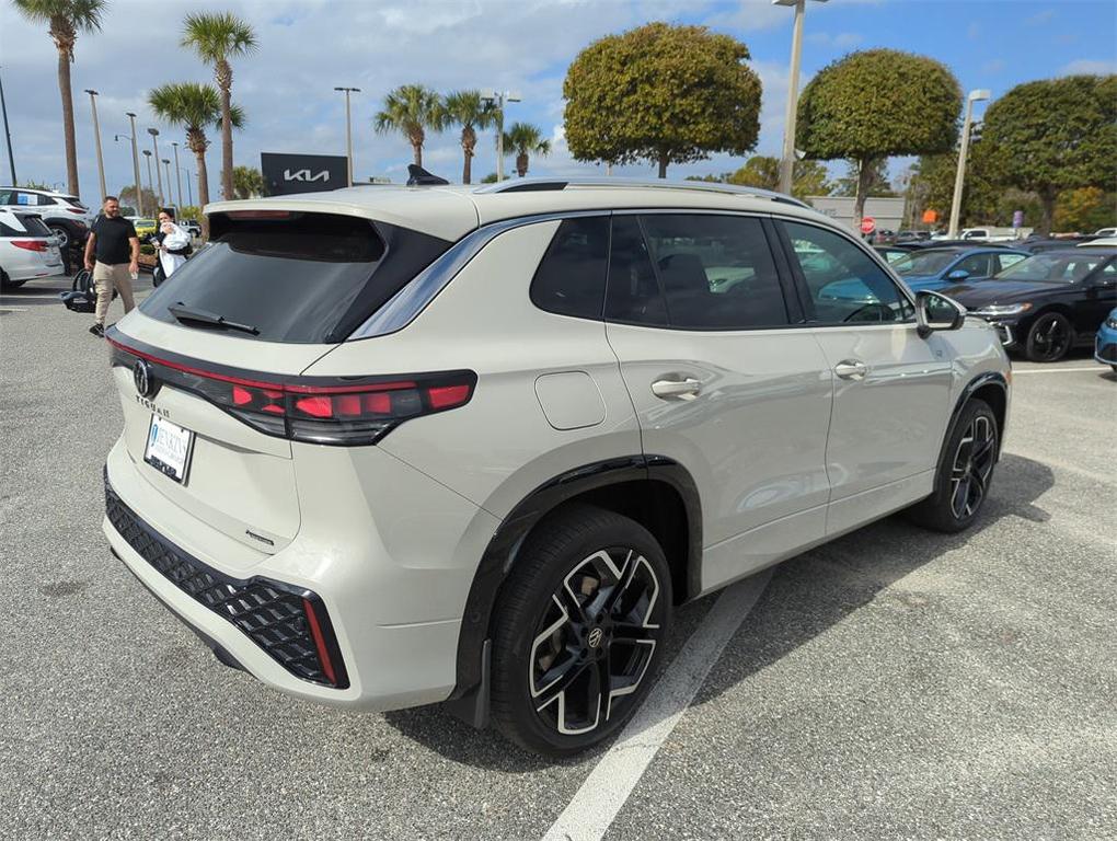 new 2026 Volkswagen Tiguan car, priced at $43,336