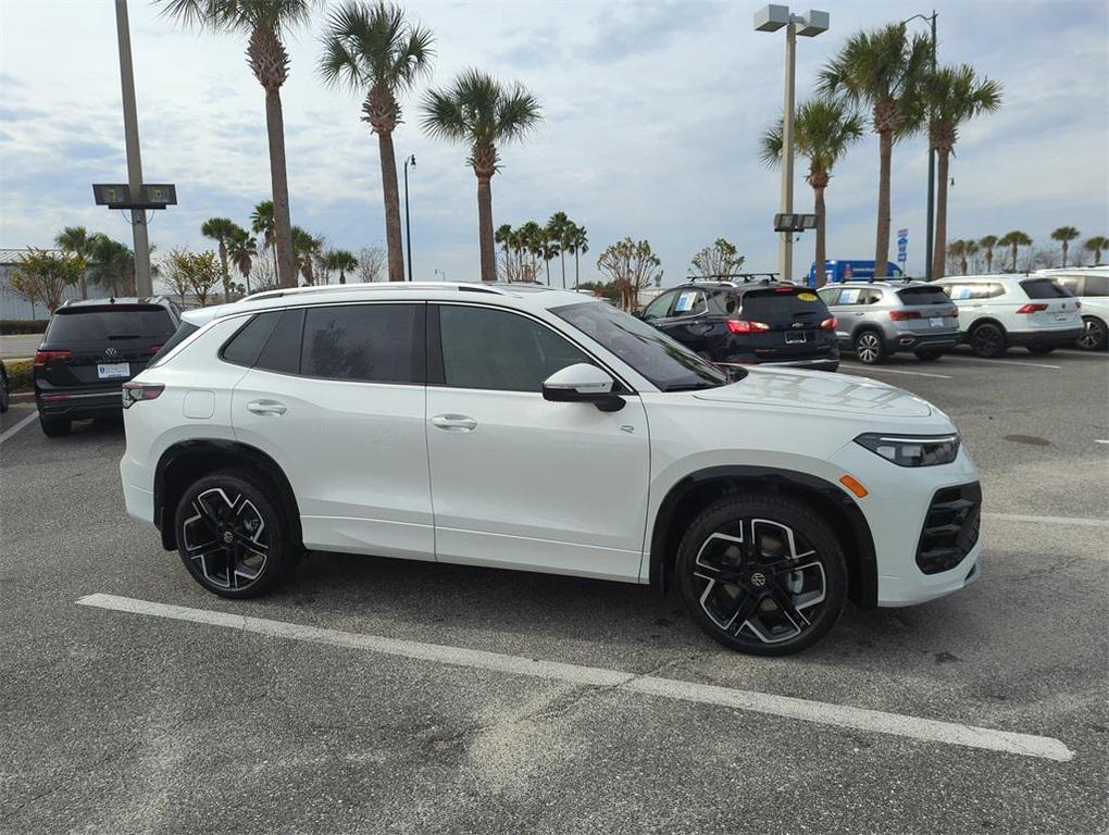 new 2026 Volkswagen Tiguan car, priced at $43,773