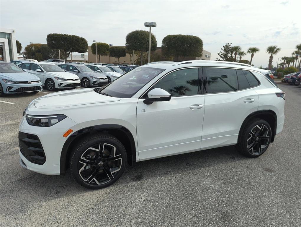 new 2026 Volkswagen Tiguan car, priced at $43,773