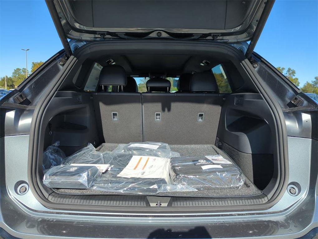 new 2026 Volkswagen Tiguan car, priced at $38,634