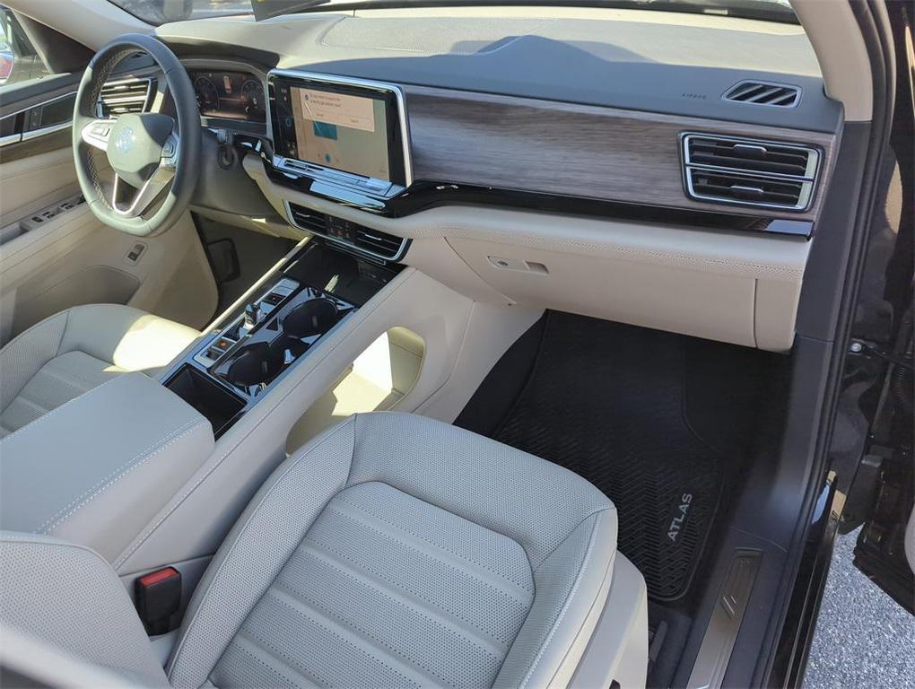 new 2026 Volkswagen Atlas car, priced at $47,749