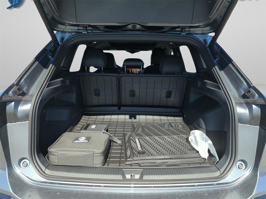 new 2026 Volkswagen Tiguan car, priced at $37,336