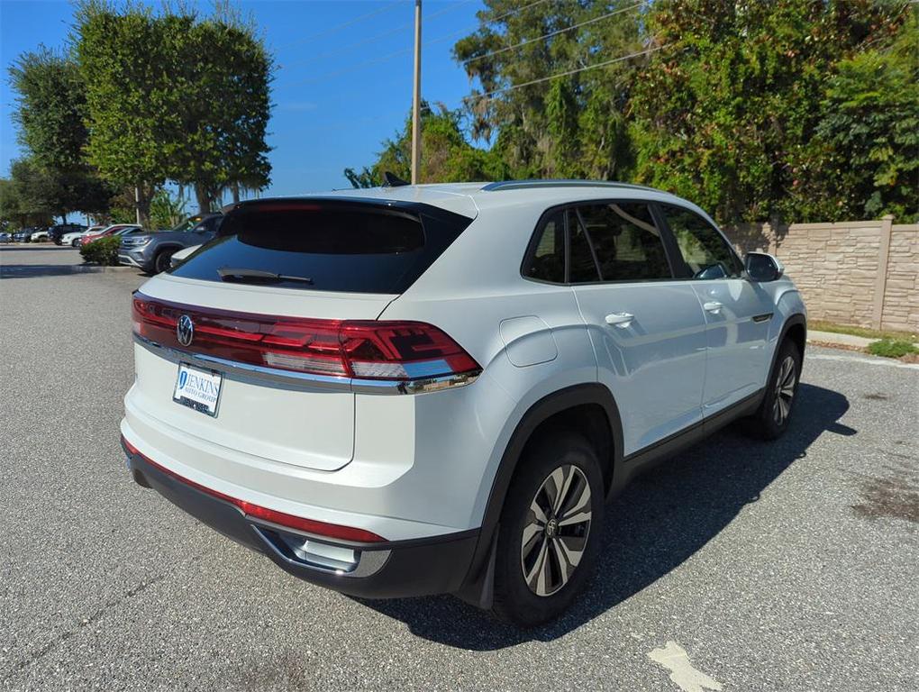 new 2026 Volkswagen Atlas Cross Sport car, priced at $36,773
