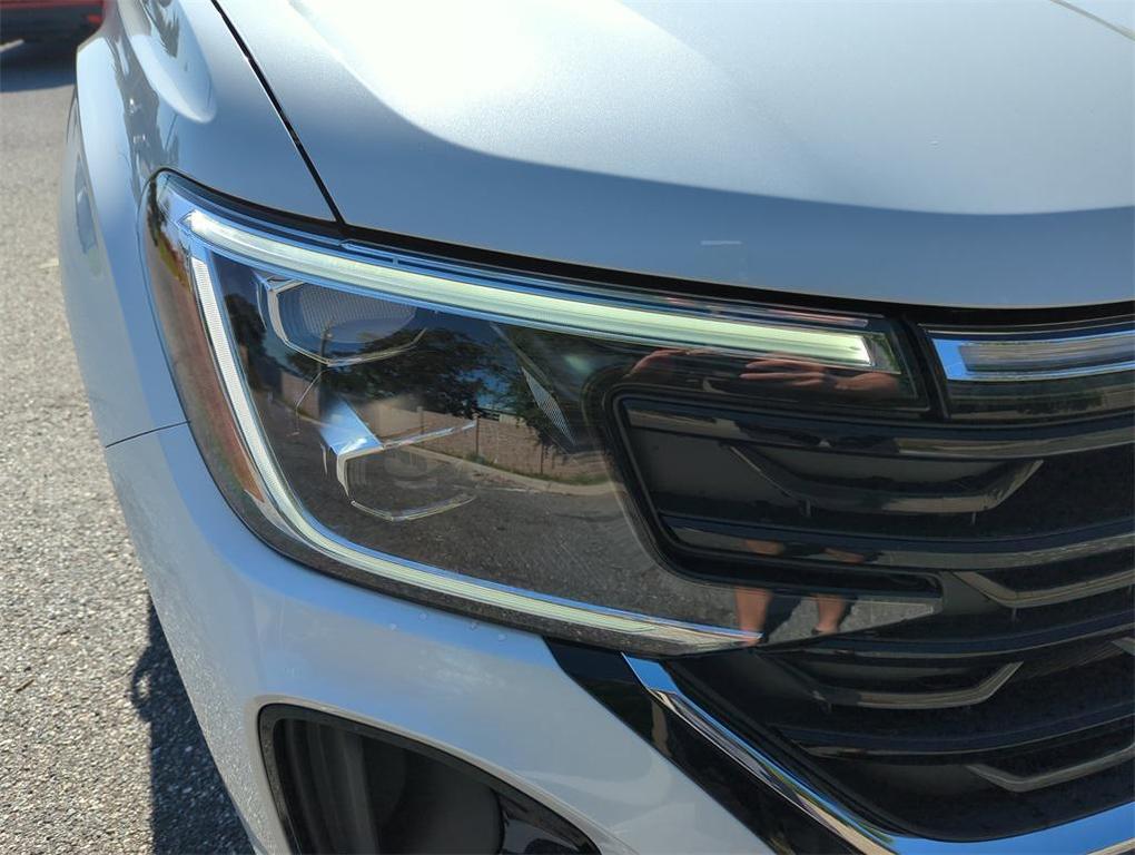 new 2026 Volkswagen Atlas Cross Sport car, priced at $36,773