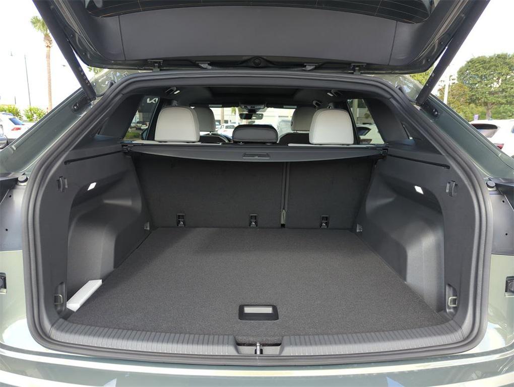 new 2026 Volkswagen Atlas Cross Sport car, priced at $51,373