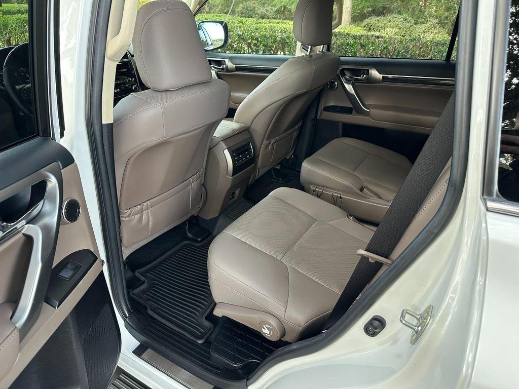 used 2023 Lexus GX 460 car, priced at $59,900