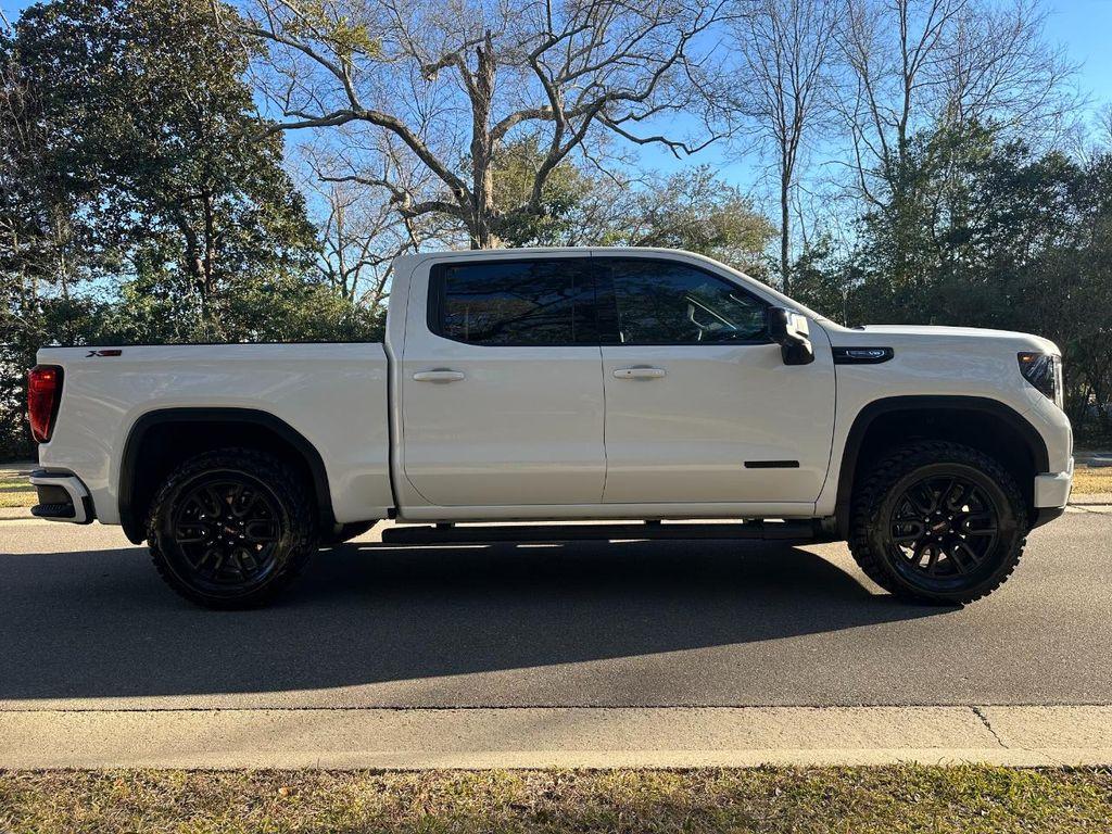 used 2024 GMC Sierra 1500 car, priced at $53,900