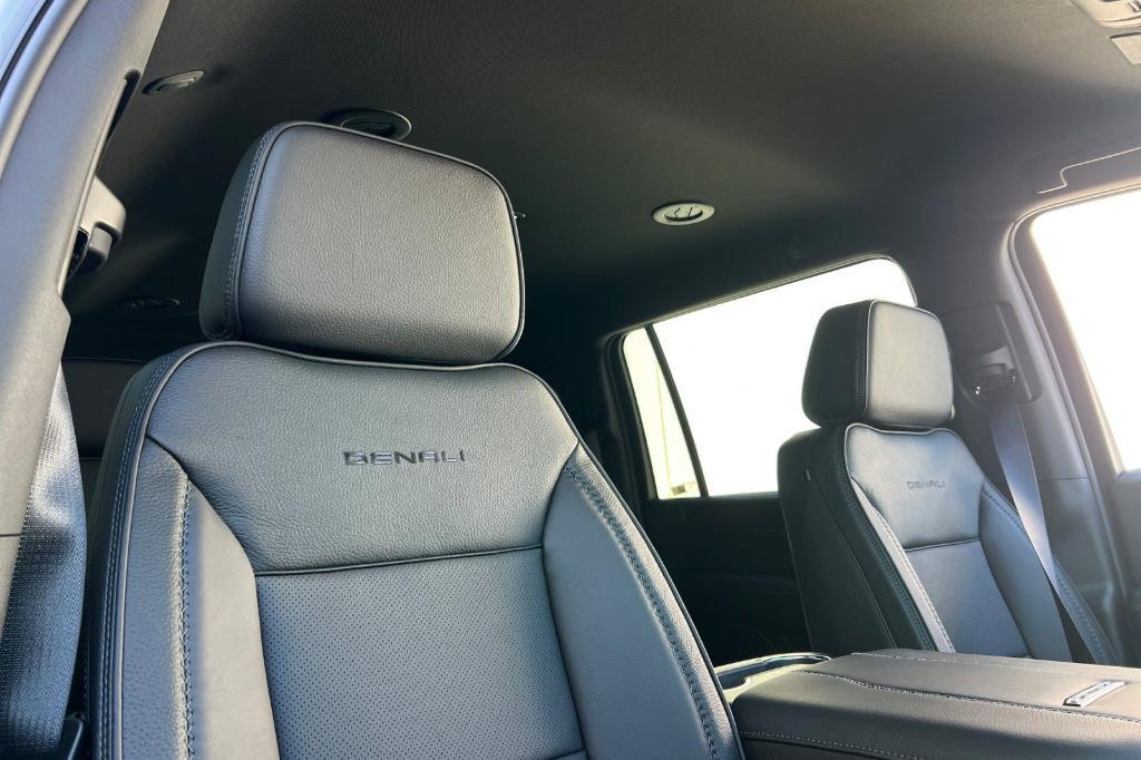 new 2026 GMC Yukon XL car, priced at $95,280
