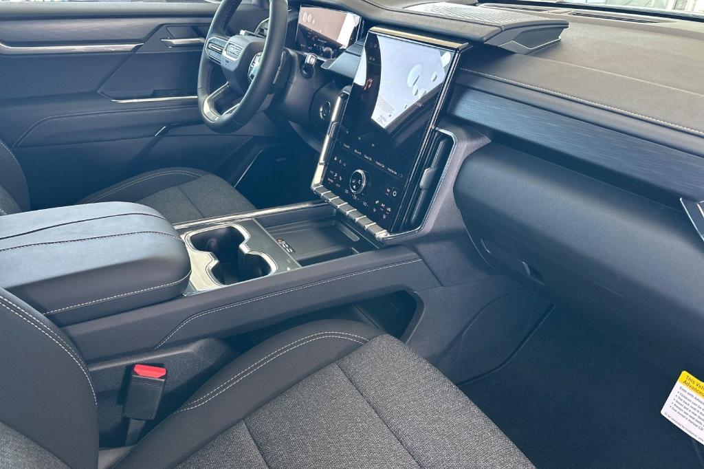 new 2026 GMC Acadia car, priced at $46,595