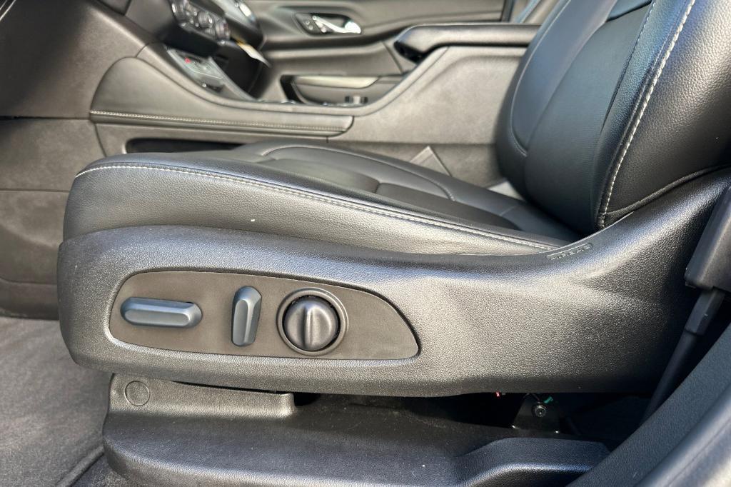 used 2022 GMC Acadia car, priced at $29,877