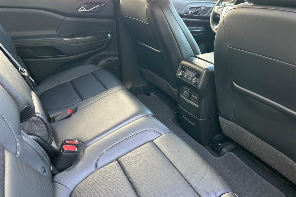 used 2022 GMC Acadia car, priced at $29,877