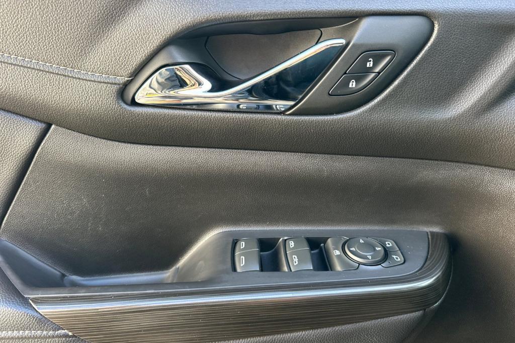 used 2022 GMC Acadia car, priced at $29,877