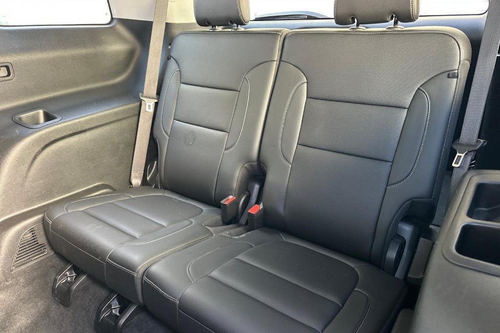 used 2022 GMC Acadia car, priced at $29,877