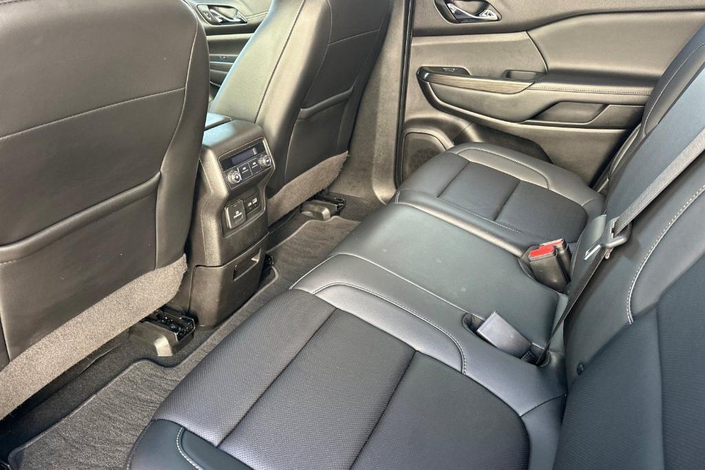 used 2022 GMC Acadia car, priced at $29,877
